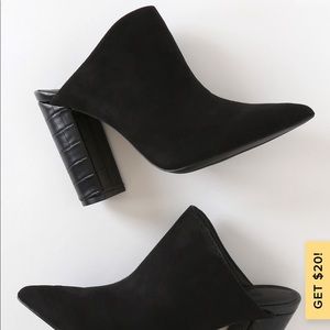 Black suede pointed toe mules
